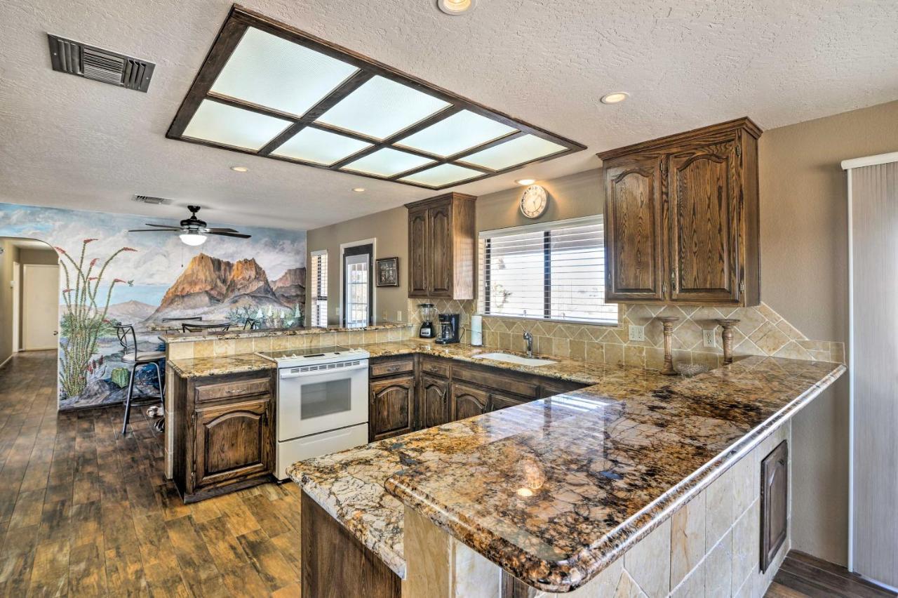 Bullhead City Home With Private Pool, Hot Tub And View Eksteriør bilde