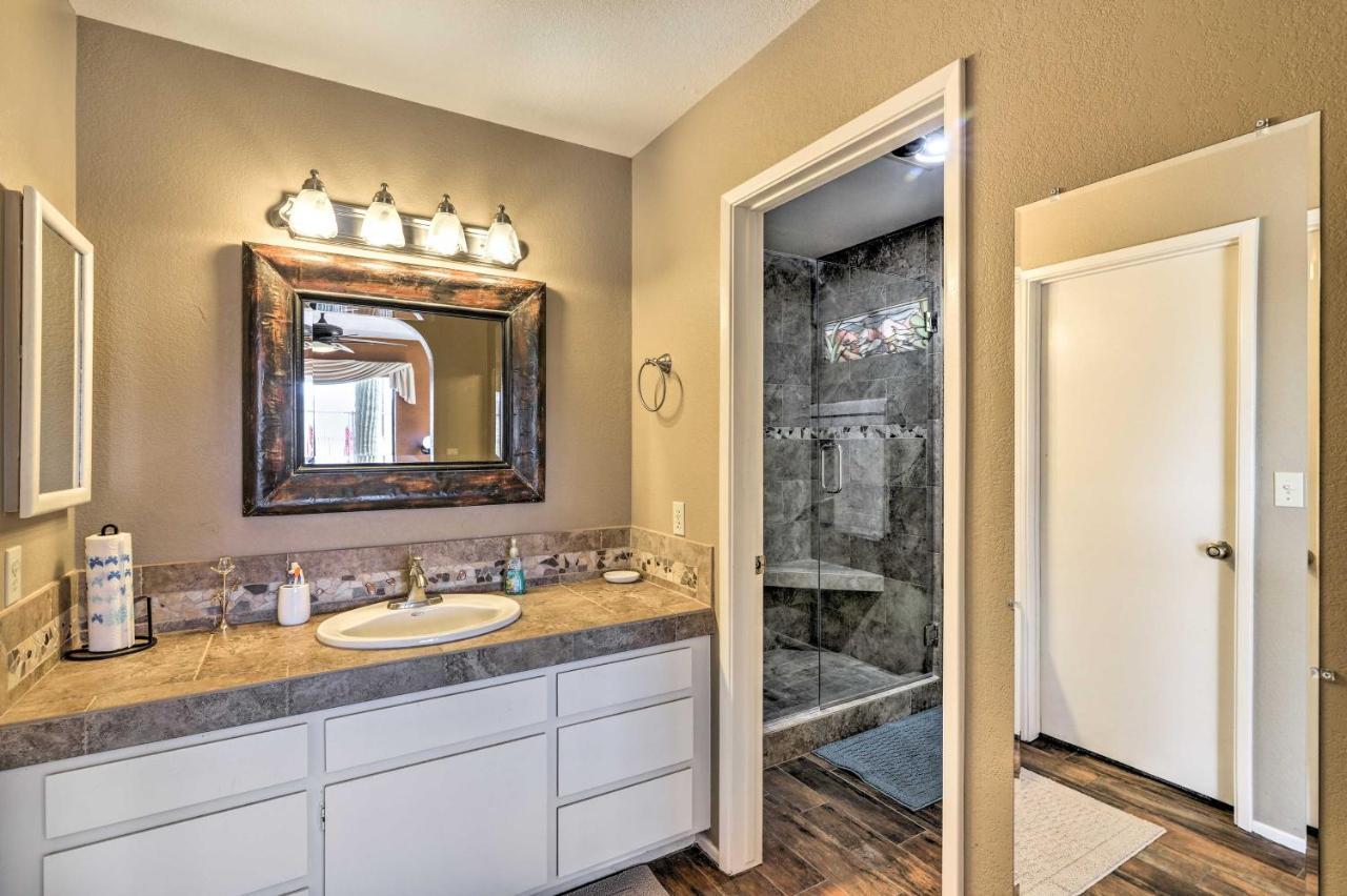 Bullhead City Home With Private Pool, Hot Tub And View Eksteriør bilde